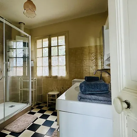 Maison Familiale 4 Chambres, 11 Personnes בית נופש